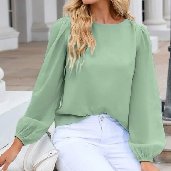 Tops - Lantern sleeve blouse